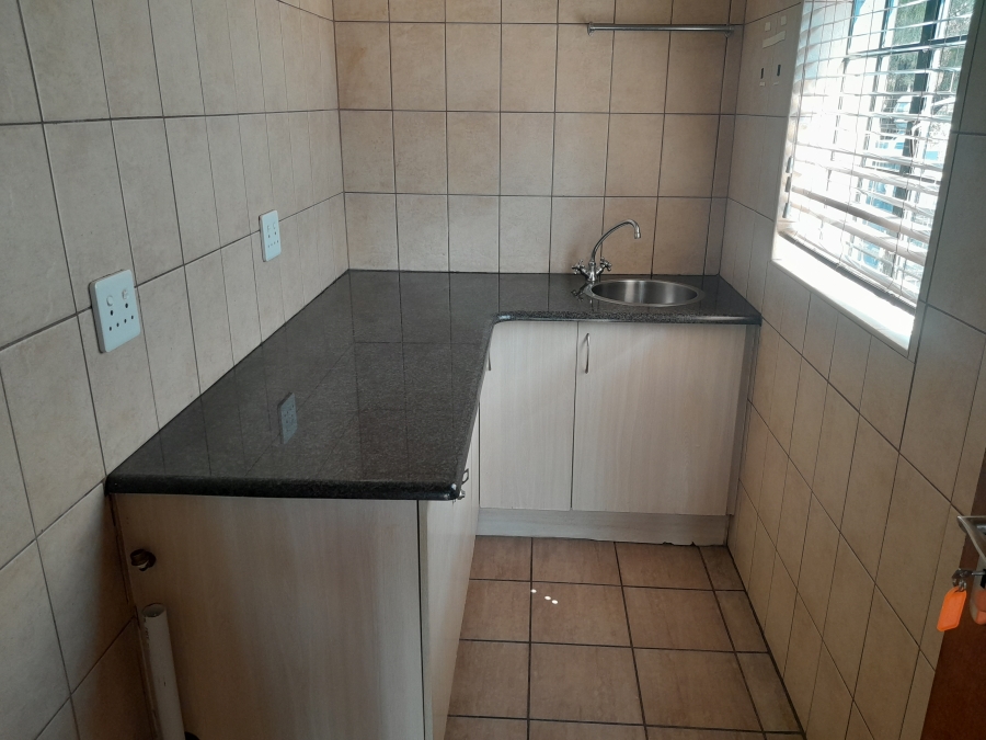11 Bedroom Property for Sale in Bodorp North West